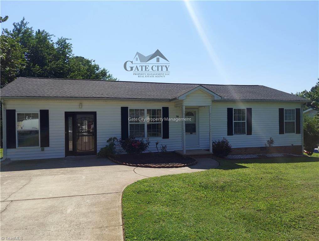 301 Cloverdale Drive - Photo 1