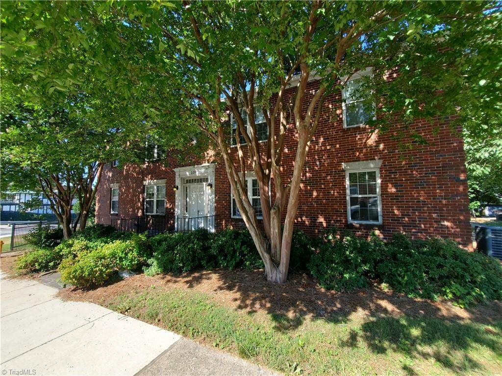 116 Marshall Street - Photo 1