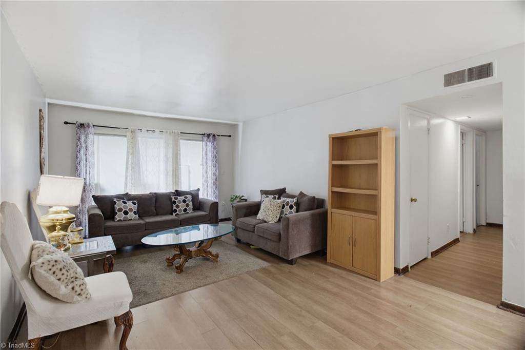 2829 Ohenry Boulevard - Photo 1
