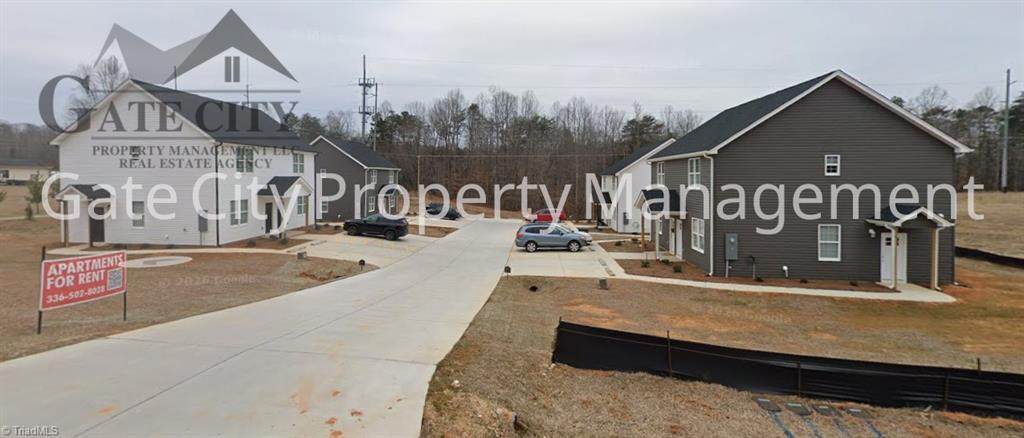 138 Diver Drive - Photo 1