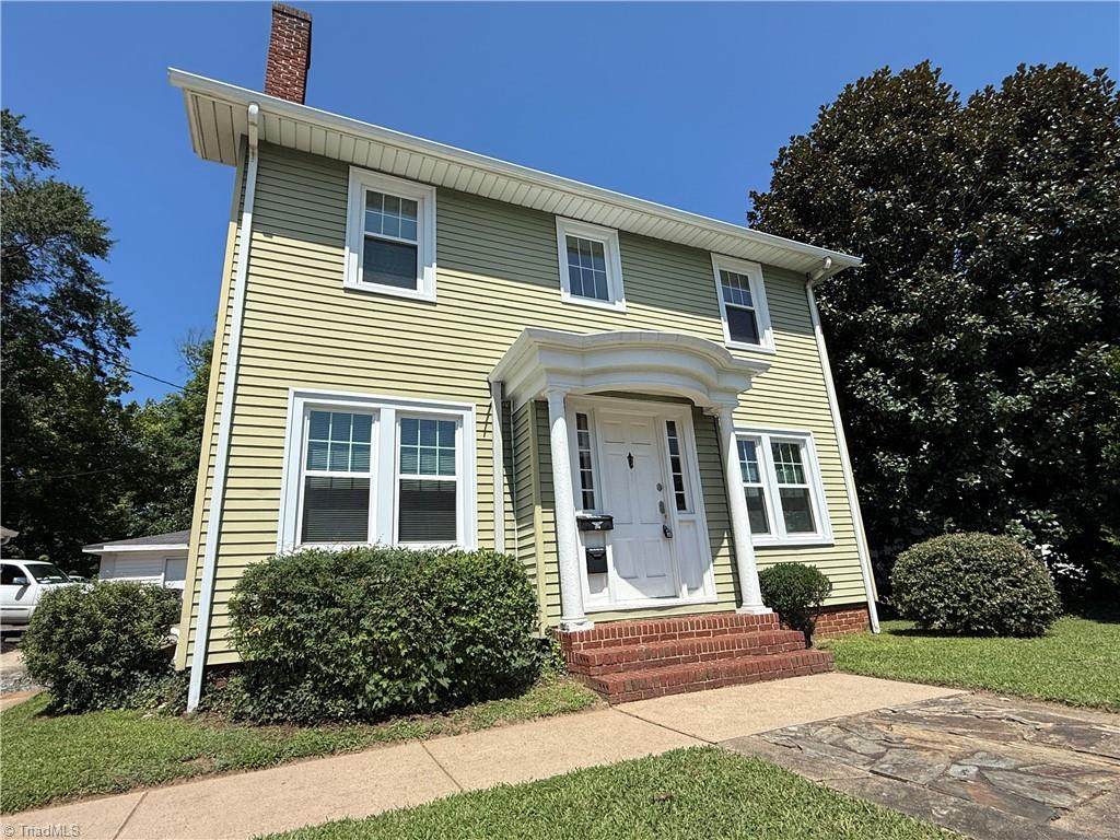 1529 First Street - Photo 1