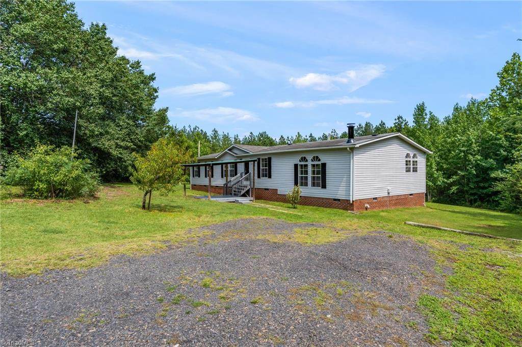 5533 Burton Chapel Road - Photo 1