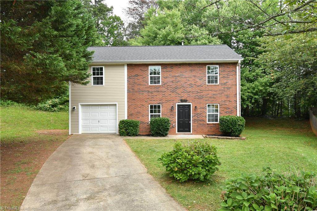 5832 Sir Knight Circle - Photo 1