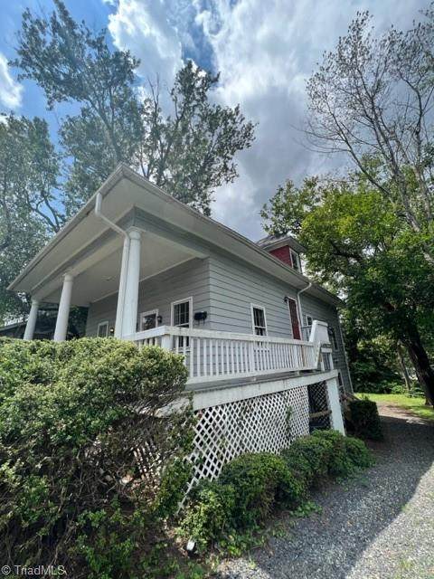 614 Mendenhall Street - Photo 1