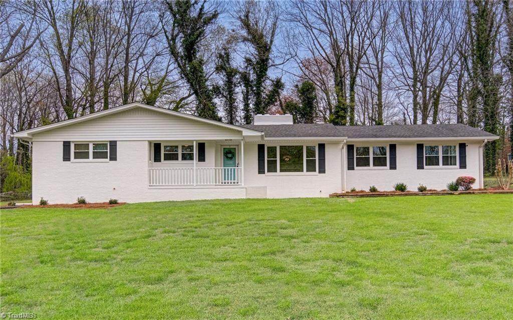 1145 Twin Oak Drive - Photo 1