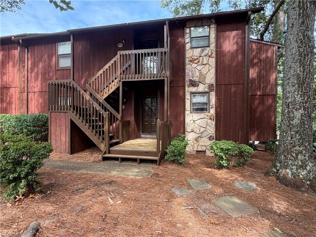 103 Aspen Court - Photo 1