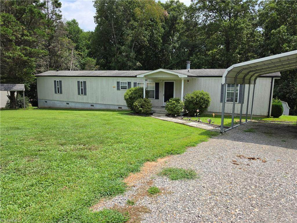 264 Smith Ridgecrest Road - Photo 1