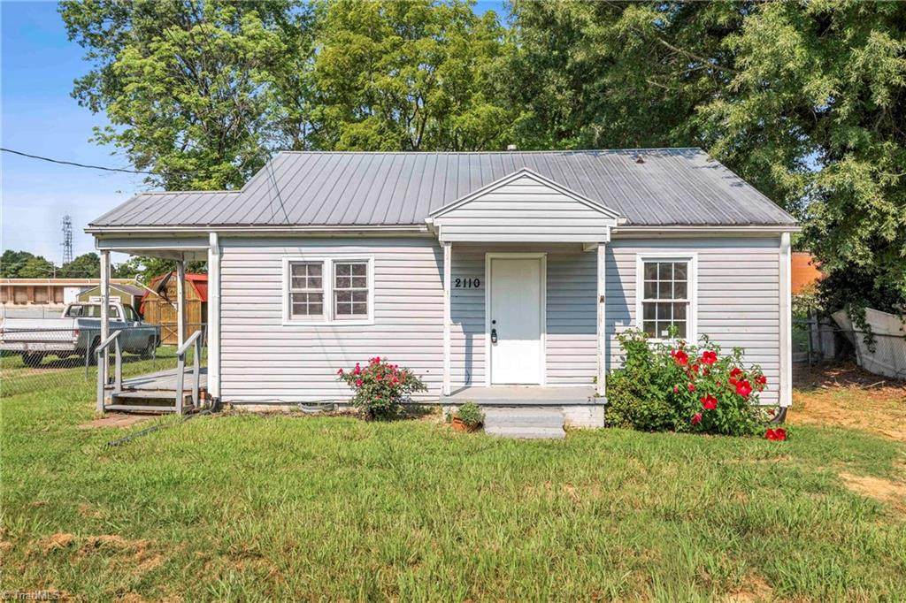 2110 Shore Street - Photo 1