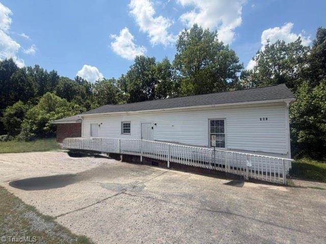 508 Carlton Street - Photo 1