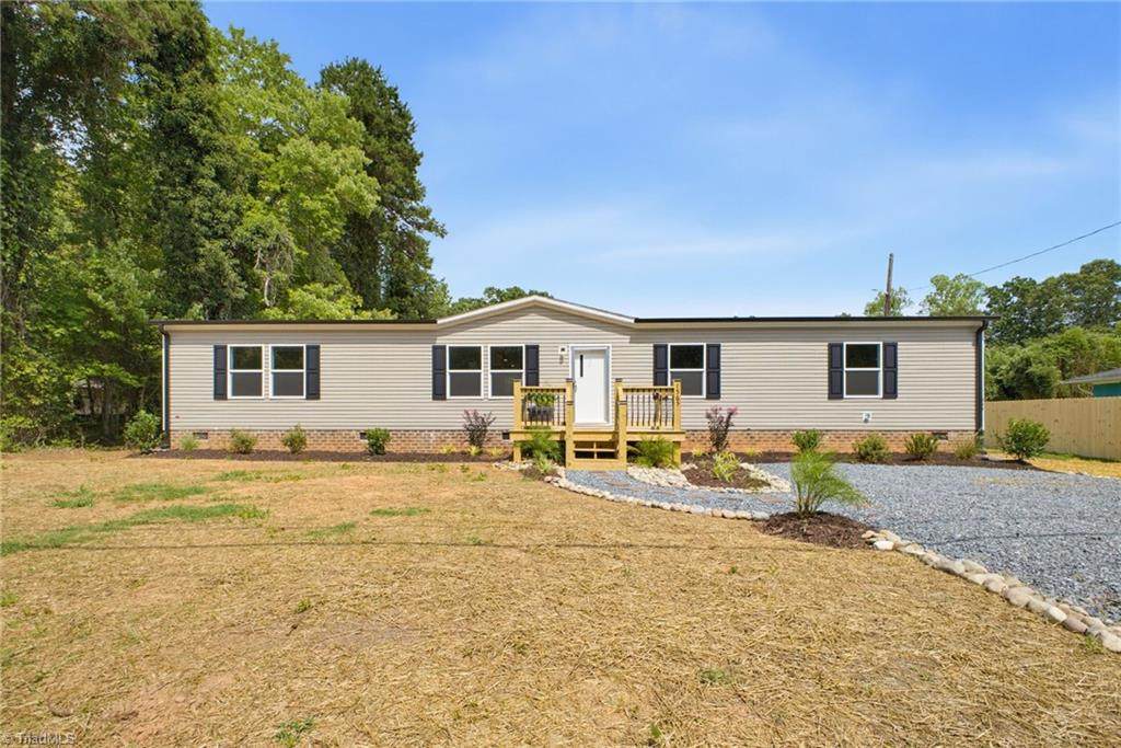 1565 Old Hollow Road - Photo 1