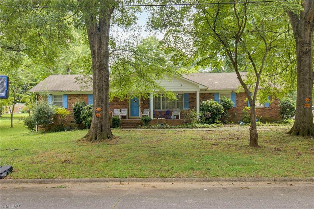 212 Westdale Drive - Photo 1