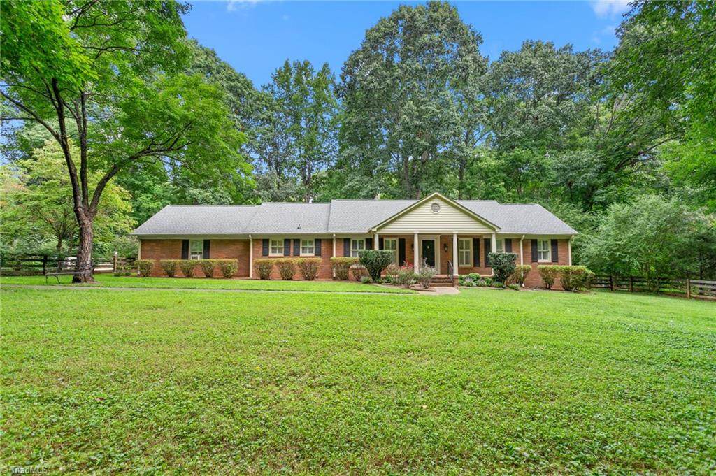 4014 Forest Oaks Lane - Photo 1