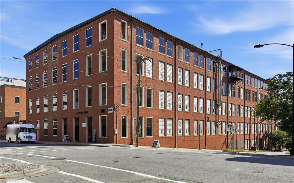 101 Chestnut Street - Photo 1