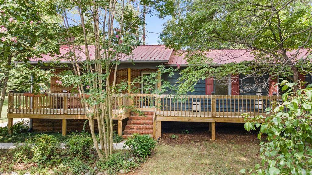 923 Aberdeen Road - Photo 1