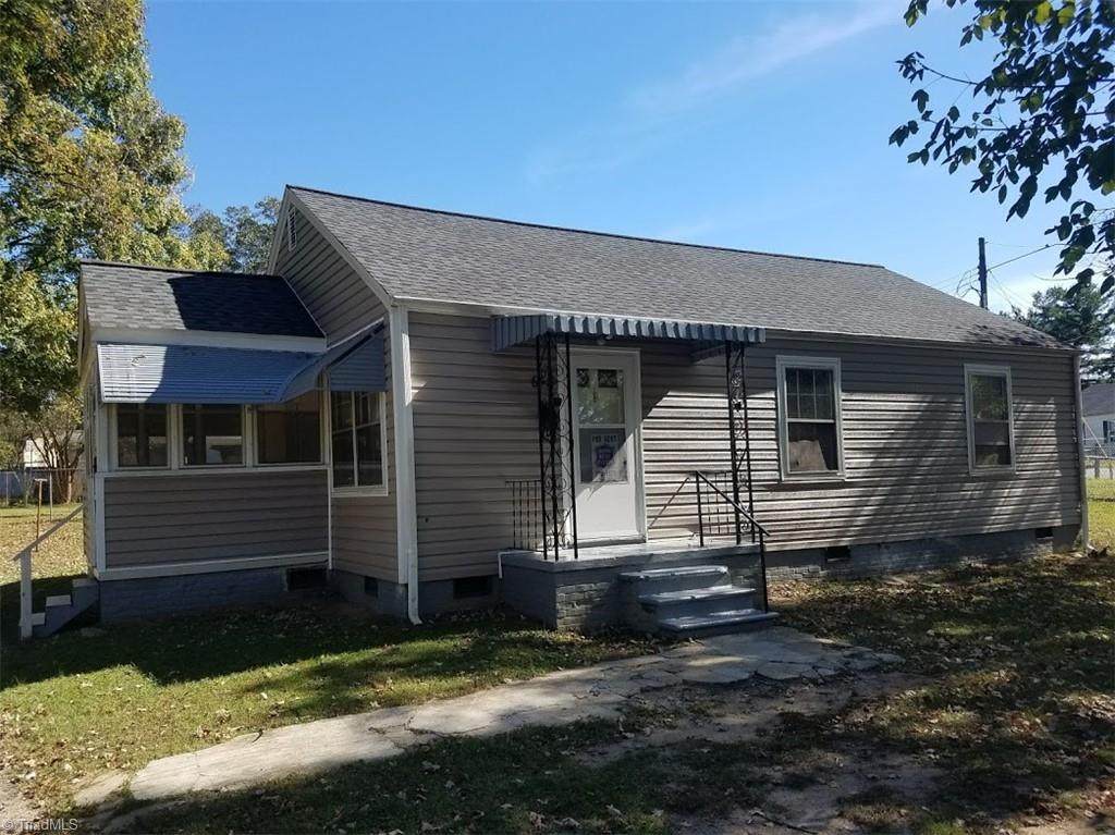 658 Clemson Circle - Photo 1