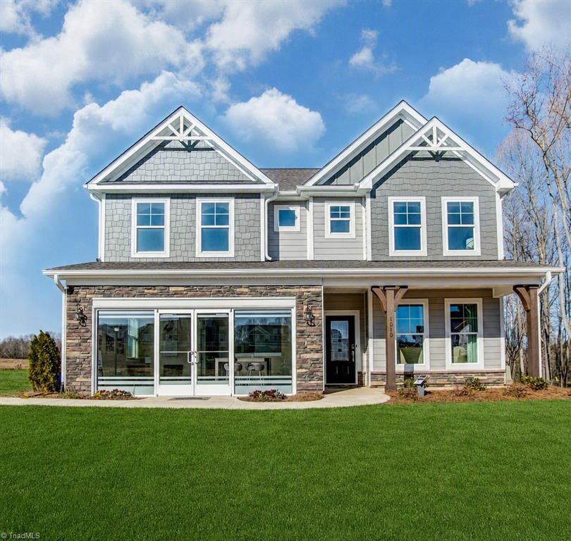 1010 Brockton Drive - Photo 1