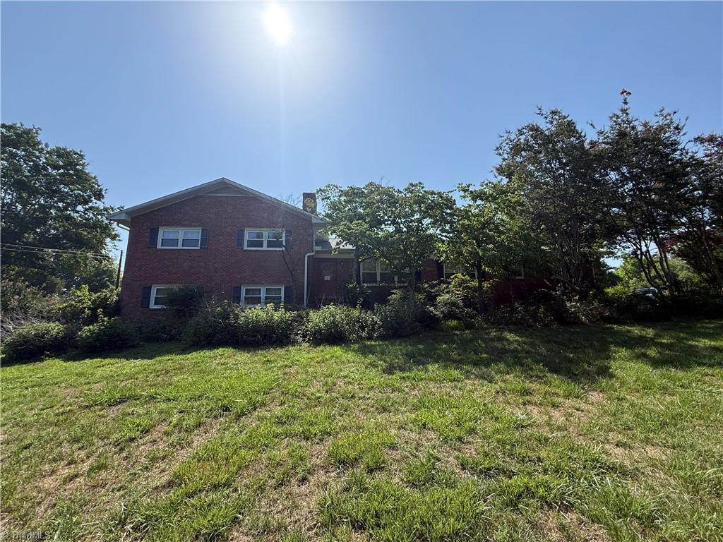 5103 Montevista Court - Photo 1