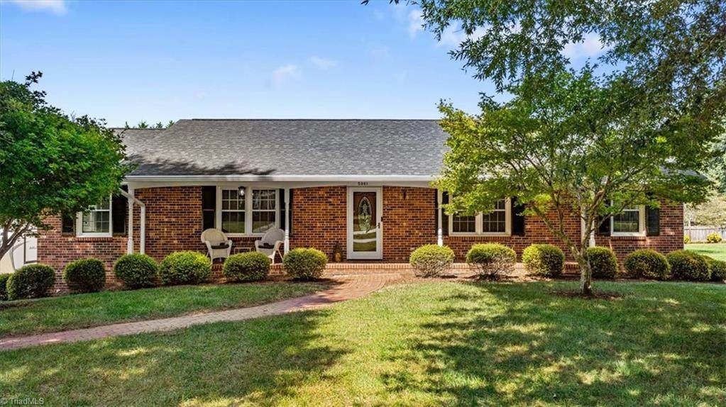 5961 Cottonwood Lane - Photo 1