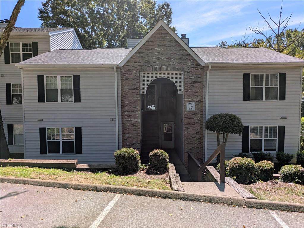 4021 Whirlaway Court - Photo 1