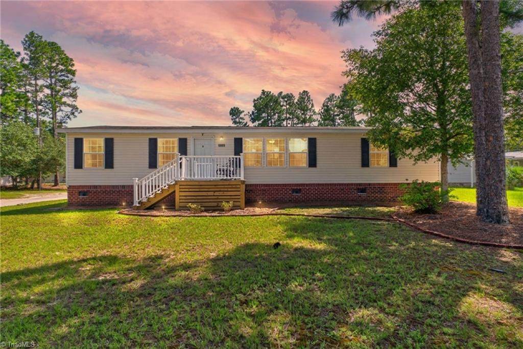 5305 Lakewood Drive - Photo 1