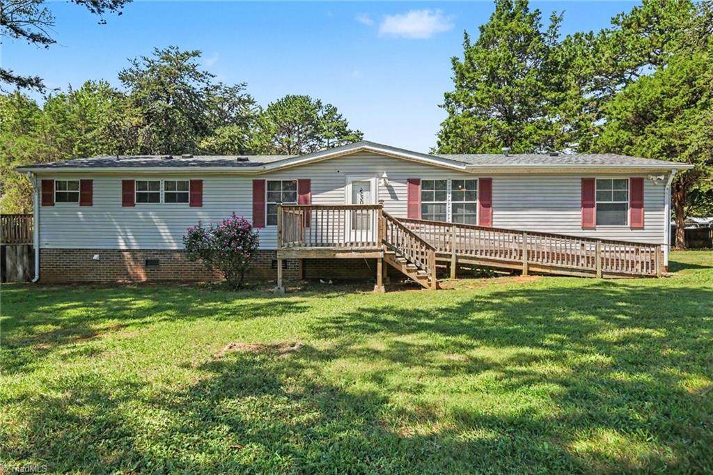 530 Gladstone Road - Photo 1