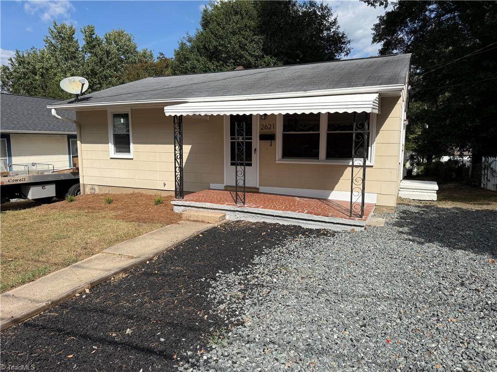 2621 Stockton Street - Photo 1