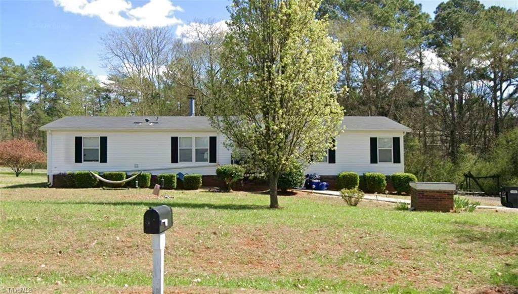 43776 Cypress Crossing Road - Photo 1