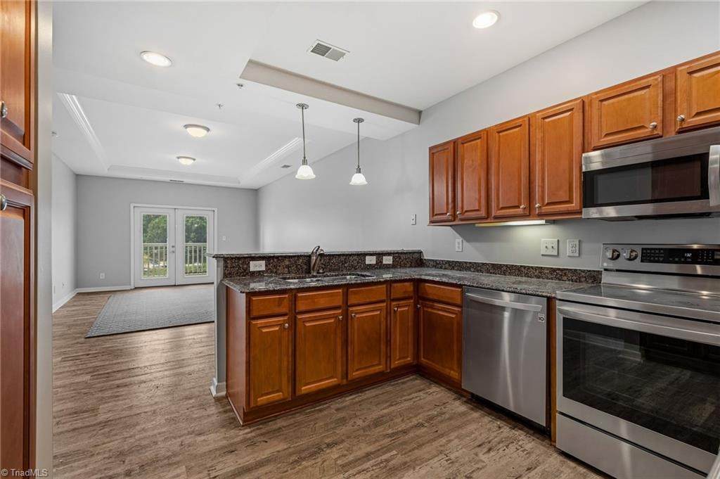 605 Market Street - Photo 1