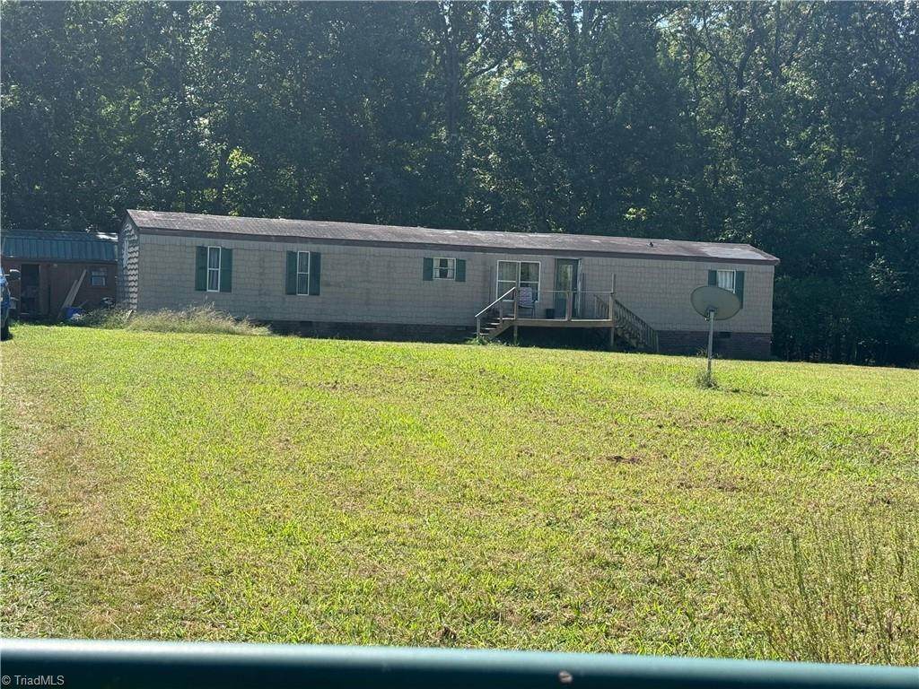 333 Speedy Lane - Photo 1