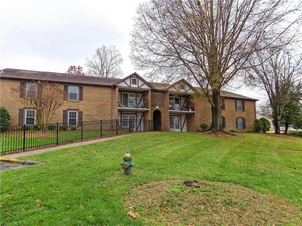 4610 Lawndale Drive - Photo 1