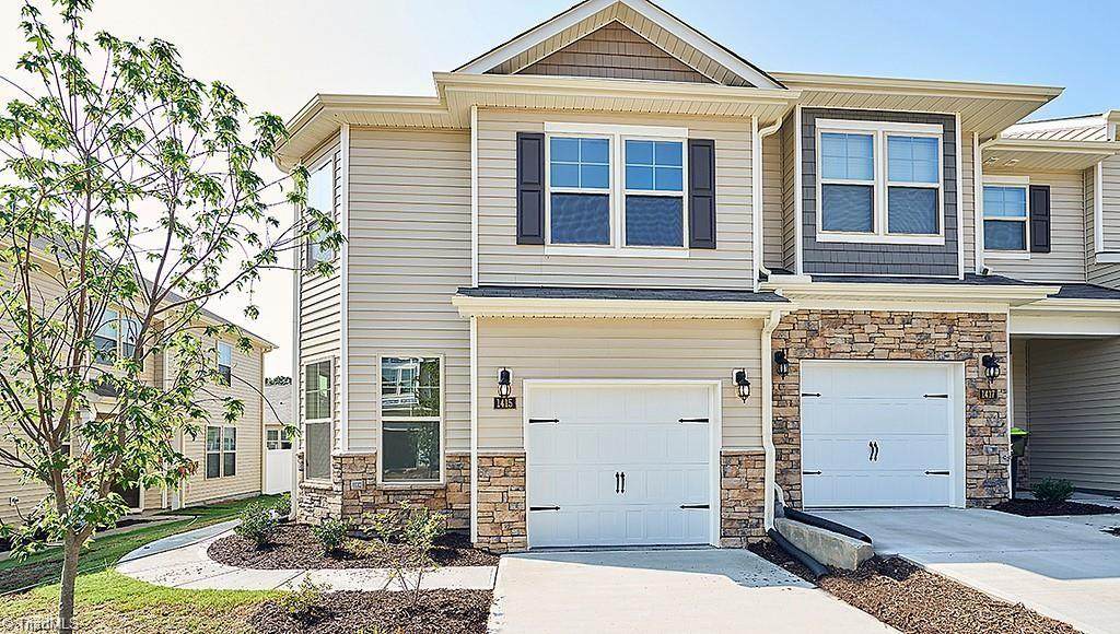 1388 Amberview Lane - Photo 1