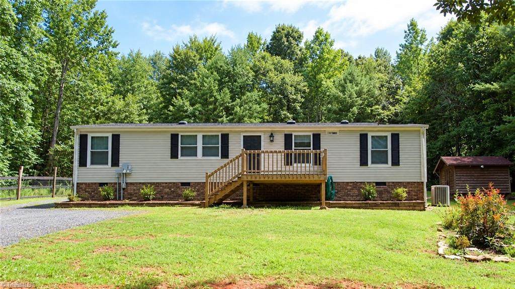 1419 Howard Auman Road - Photo 1