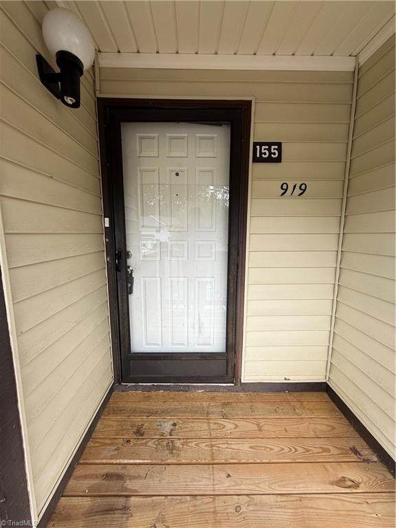 919 Ridge Court - Photo 1