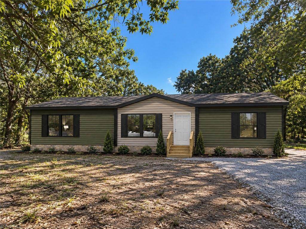 6351 Canadian Avenue - Photo 1