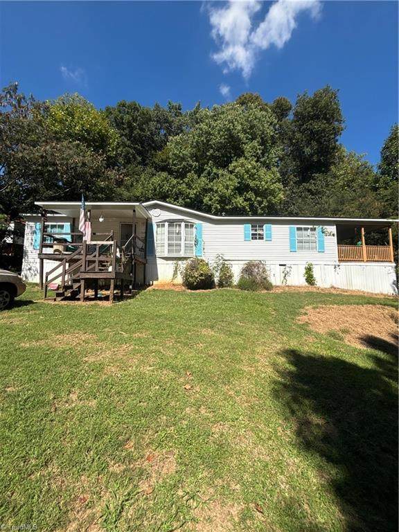 568 Woodoak Trail - Photo 1
