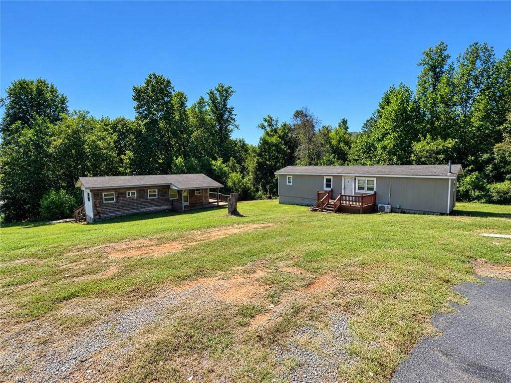 118 Hamlet Place - Photo 1