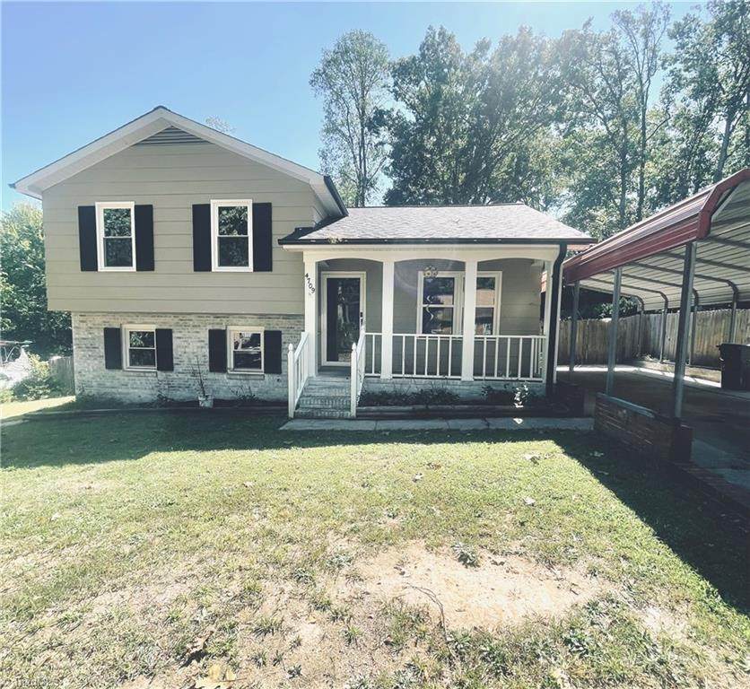 4709 Chaucer Drive - Photo 1