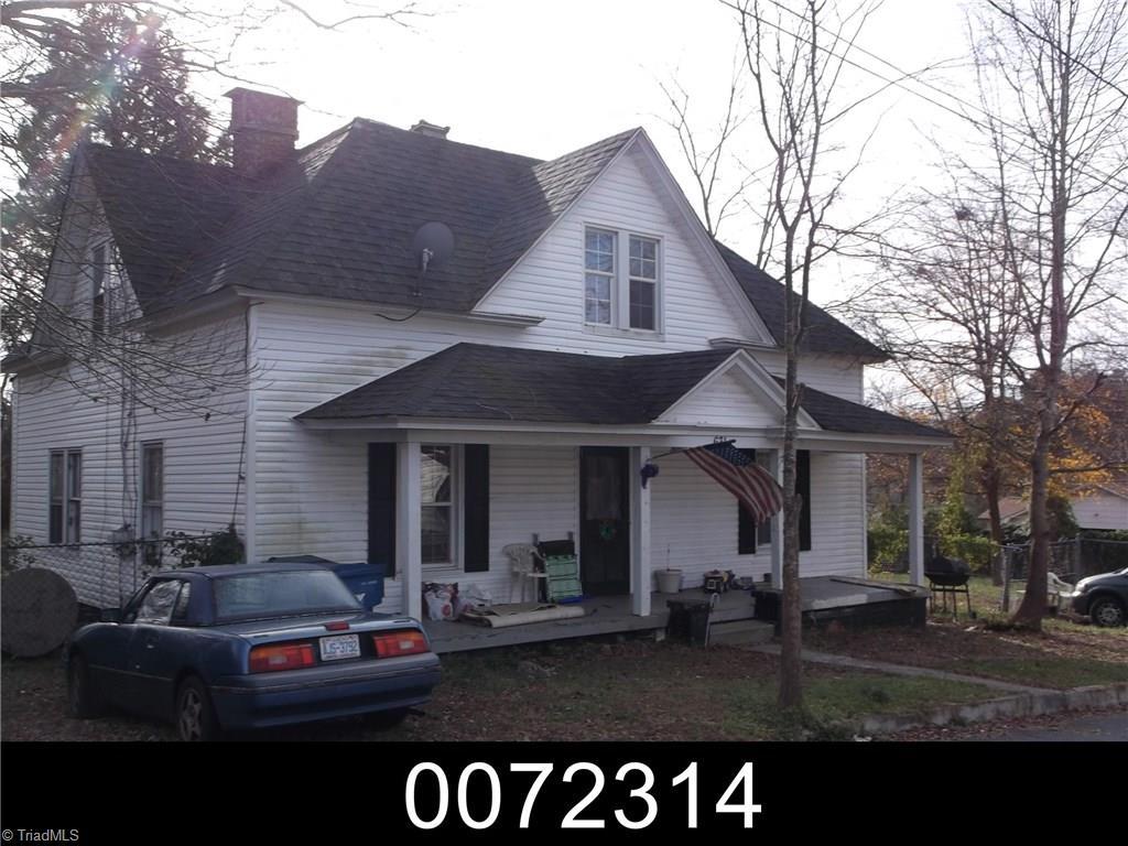 631 Oliver Street - Photo 1