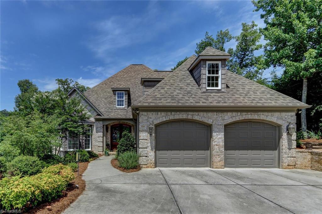 8901 Samantha Court - Photo 1
