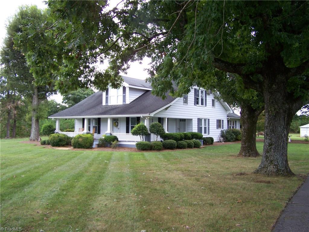 3199 Memorial Highway - Photo 1