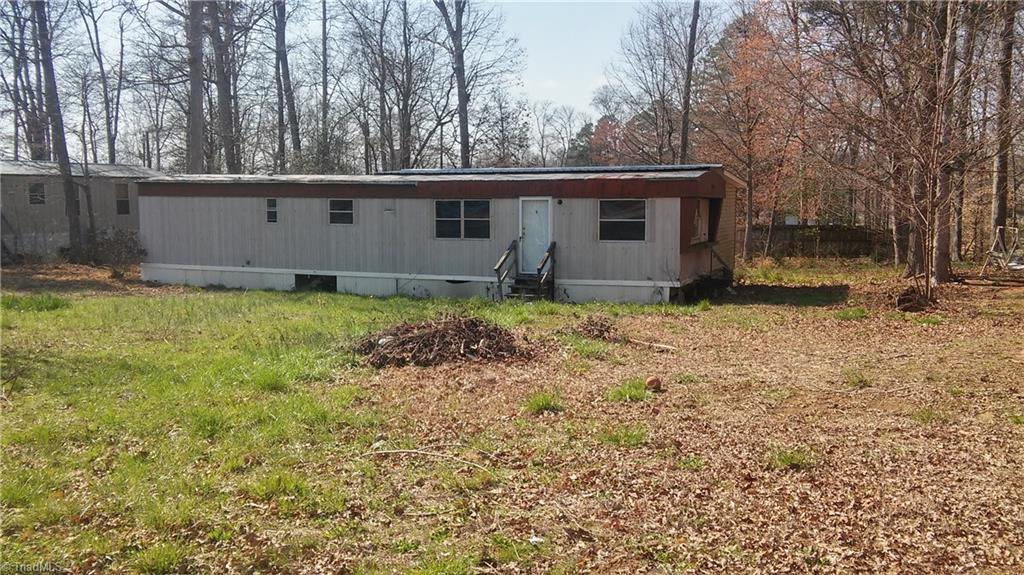 278 King Richard Drive - Photo 1