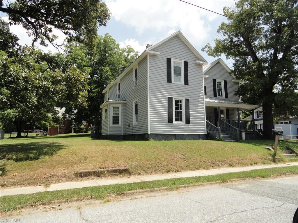 101 College Street - Photo 1