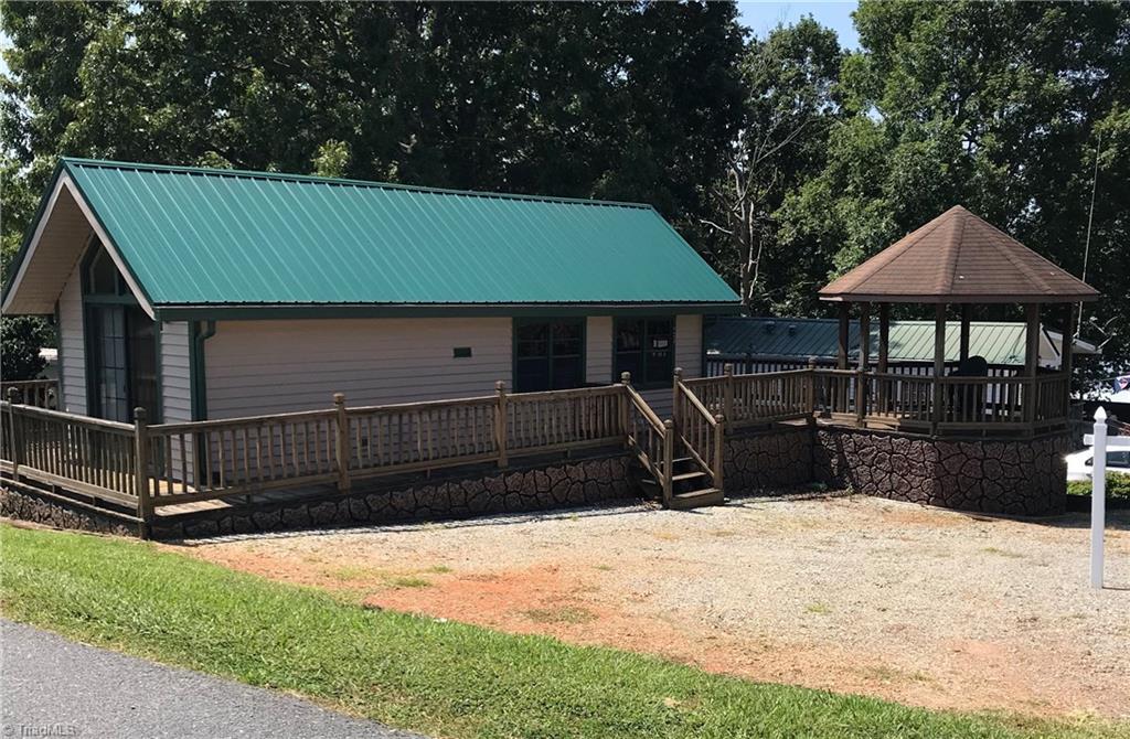 123 Grand View Drive - Photo 1