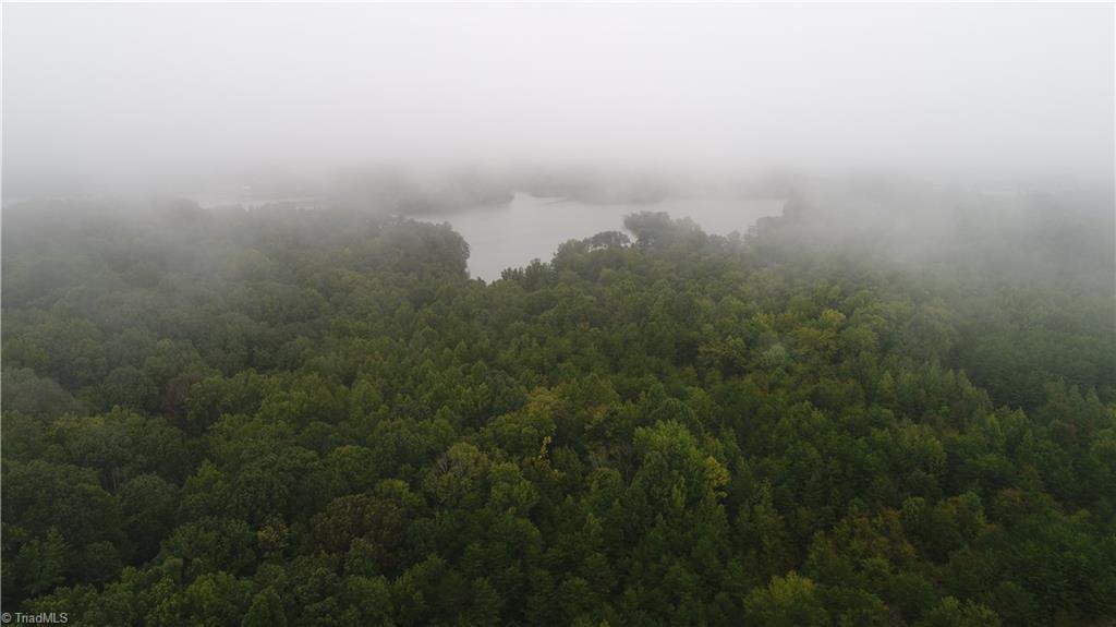 348 Graystone Point Road - Photo 1
