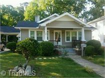 305 Montlieu Avenue - Photo 1