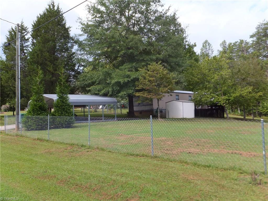 218 Matthews Street - Photo 1