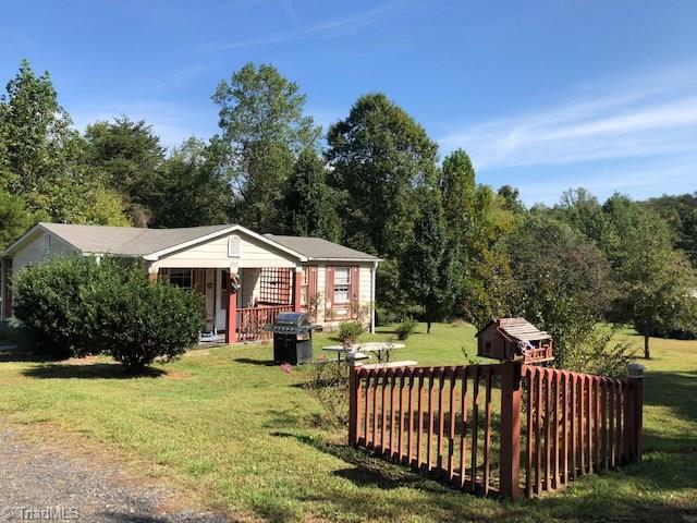 252 Matthews Street - Photo 1