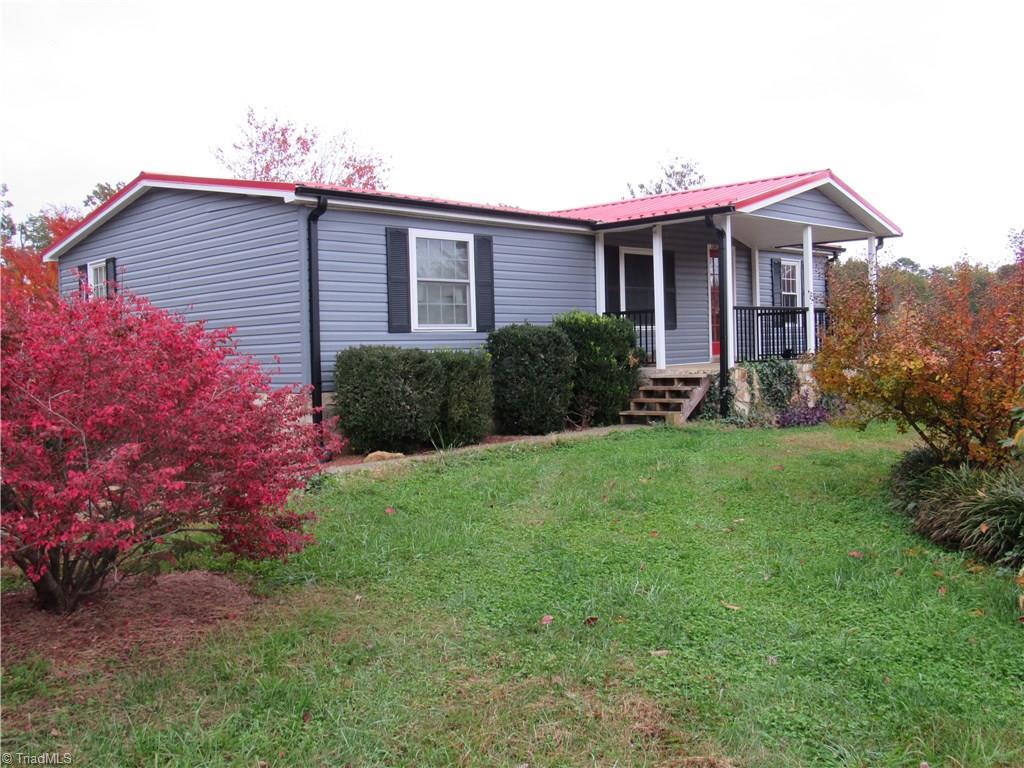 1110 Cliff View Drive - Photo 1