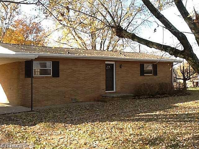 670 Holly Springs Road - Photo 1