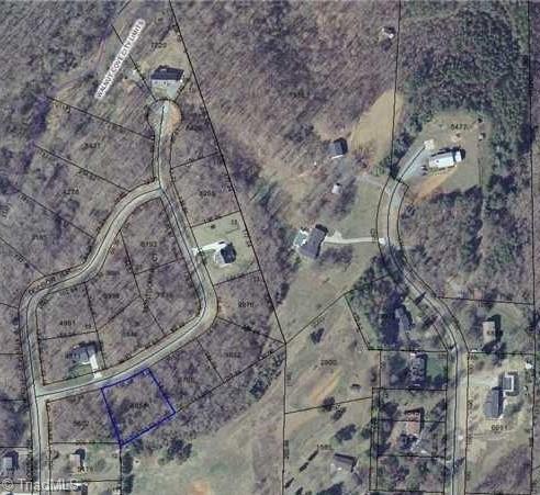 16 Montgomery Court - Photo 1